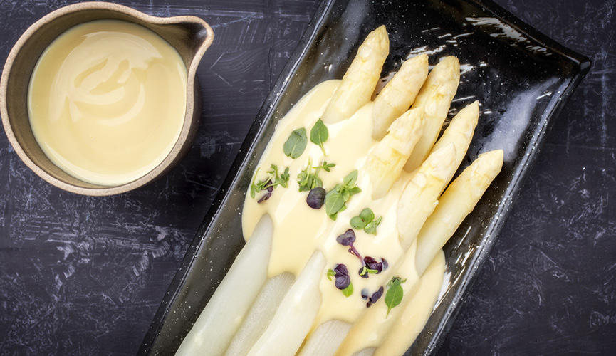 Spargel mit Sauce hollandaise Spargel mit Sauce hollandaise