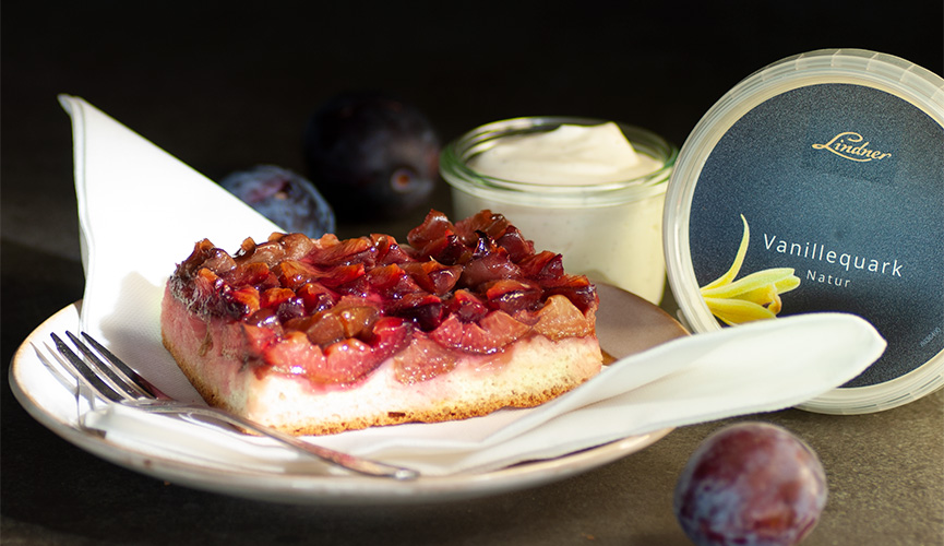 Pflaumenkuchen mit Vanillequark