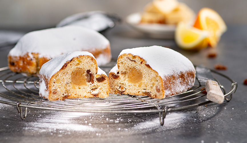 Weihnachtsstollen: Marzipanstollen Weihnachtsstollen: Marzipanstollen
