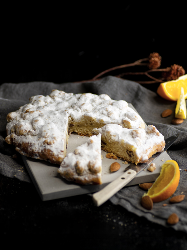 Weihnachtsstollen