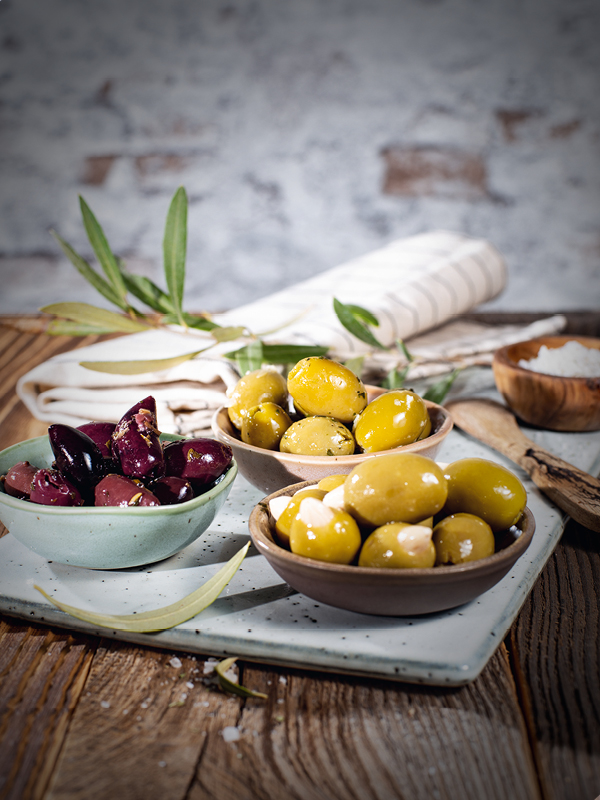 Grillzeit – Oliven-Variation Grillzeit - Oliven-Variation