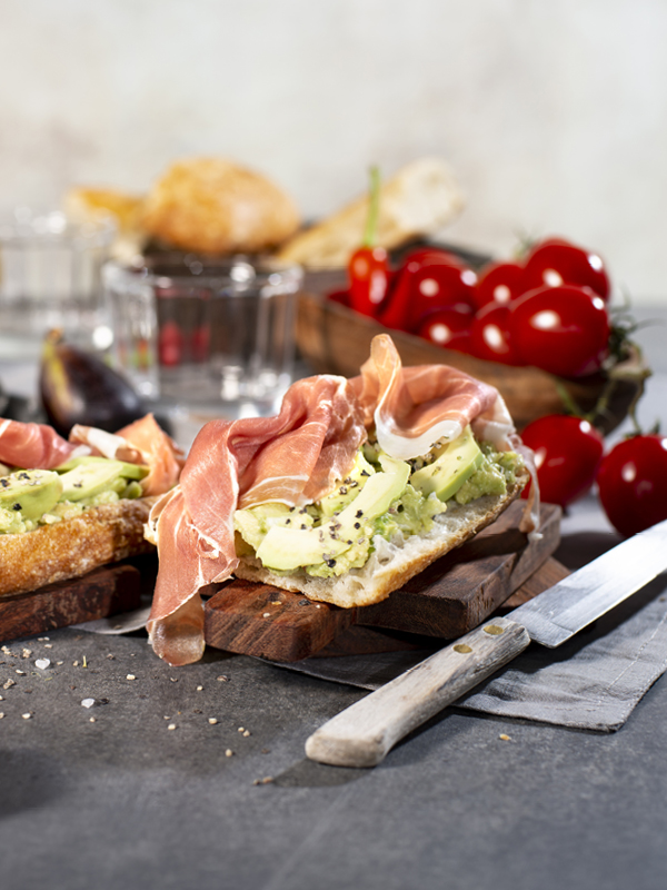 Focaccia mit Parma & Avocado Focaccia mit Parma & Avocado